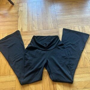 shein v cut black flared leggings